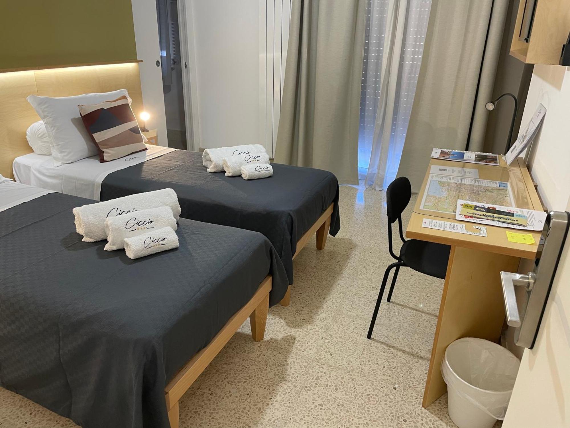 Ciccio Rooms And Breakfast - Self Check-In パレルモ エクステリア 写真