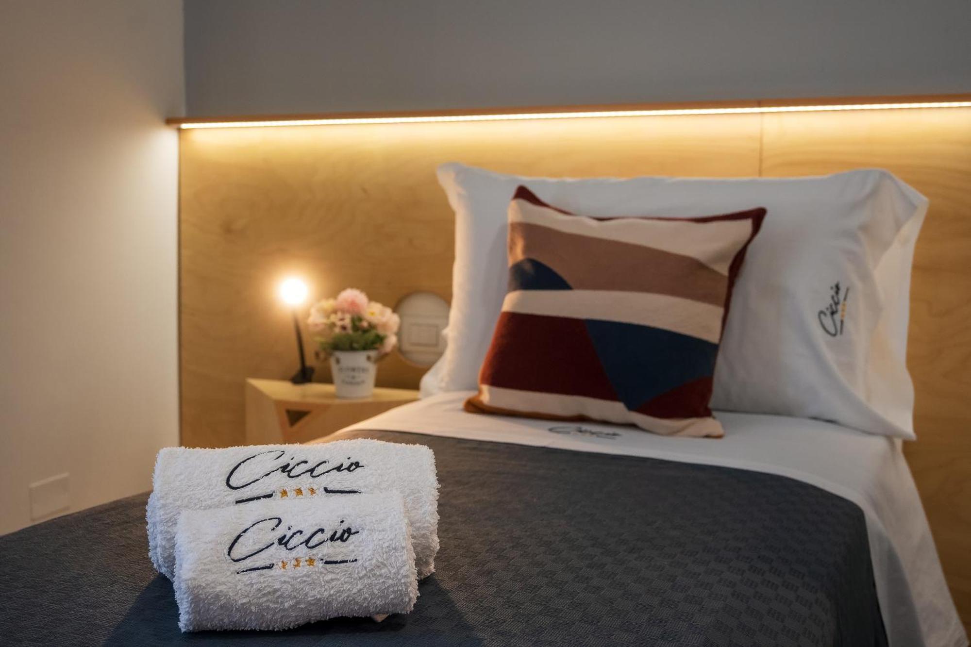 Ciccio Rooms And Breakfast - Self Check-In パレルモ エクステリア 写真