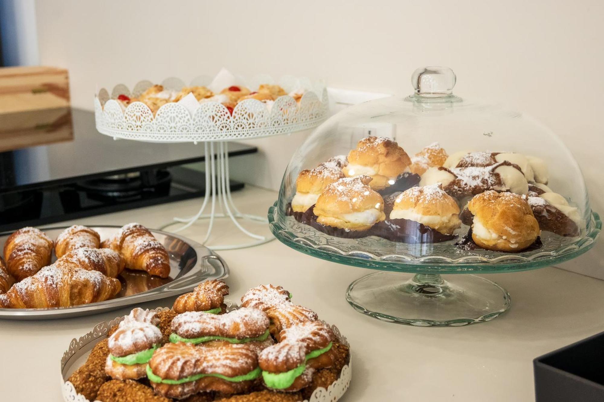 Ciccio Rooms And Breakfast - Self Check-In パレルモ エクステリア 写真