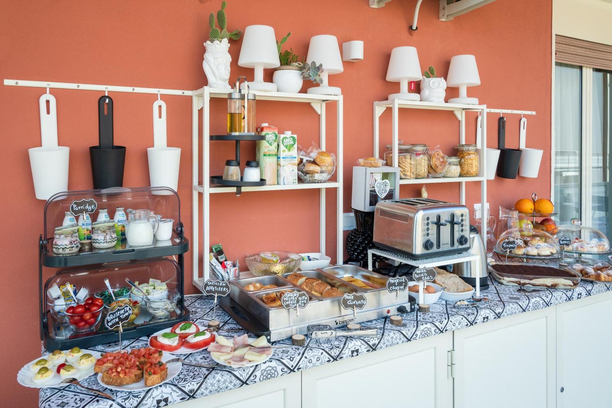 Ciccio Rooms And Breakfast - Self Check-In パレルモ エクステリア 写真