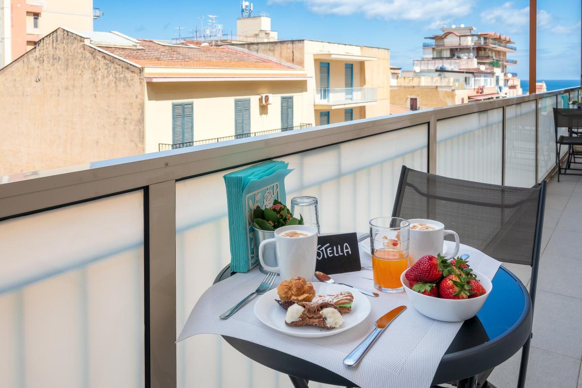 Ciccio Rooms And Breakfast - Self Check-In パレルモ エクステリア 写真